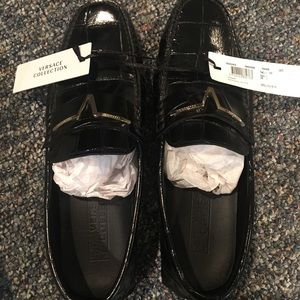 VERSACE LOAFERS - 42EU/9US - NWTIB